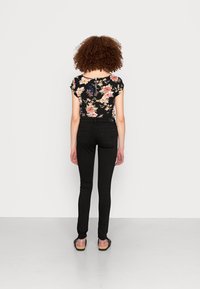 Pepe Jeans SOHO - Vaqueros pitillo - black