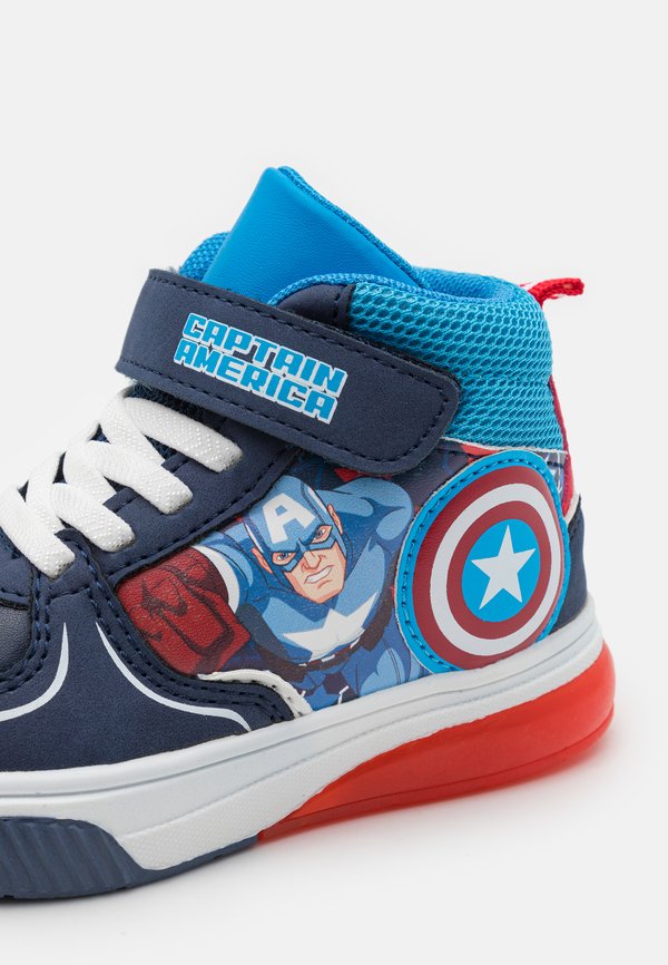 MARVEL CAPTAIN AMERICA BLINKING SHOES - High-top trainers2