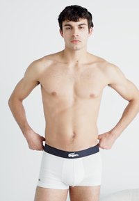 Thumbnail Image 2