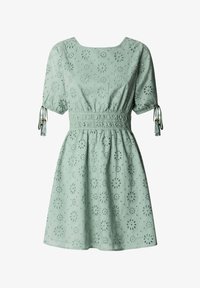 Vybráno, bleach green