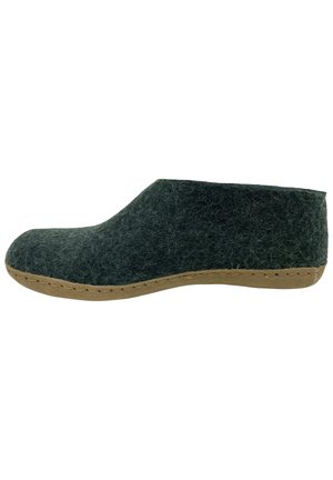 Loafers - forrest