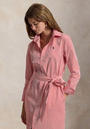 - Sukienka koszulowa