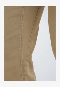 Nije odabrano, elmwood