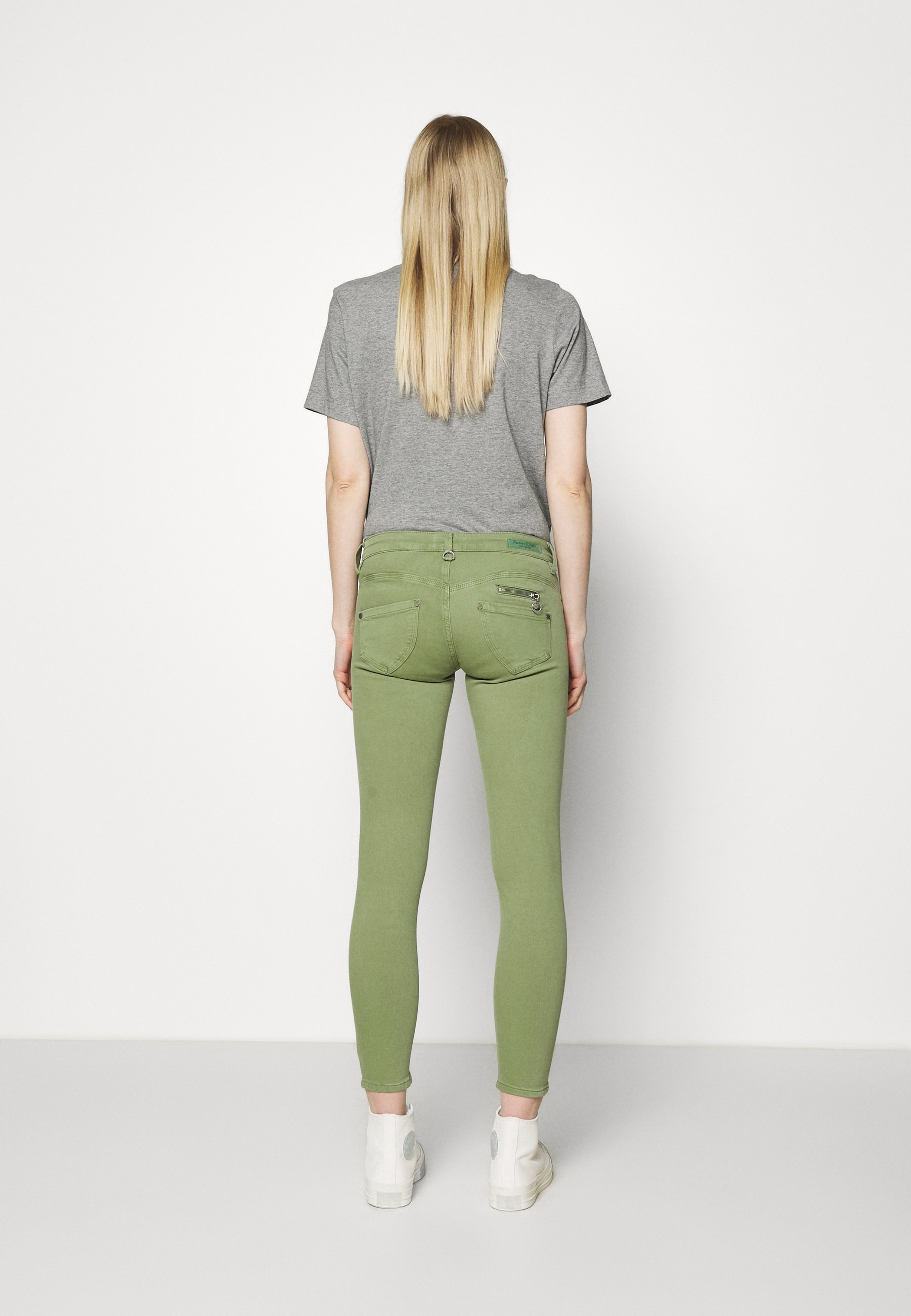 Freeman T. Porter ALEXA CROPPED NEW 