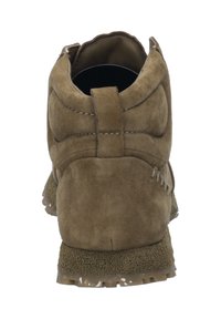 Braune Wildleder-Ankelstiefel mit einer strukturierten Gummisohle. Verfügt über ein genähtes Design und eine Schlaufe an der Rückseite für ein einfaches Anziehen.