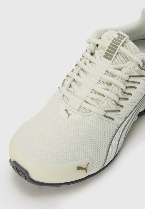 VOLTAIC EVO - Training shoe2