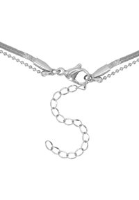 Collana d'argento con catena flessibile, chiusura a moschettone e lunghezza regolabile, composta da anelli ovali e una superficie liscia e lucidata.