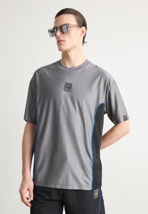 HUGO X RACING BULLS DINOKEY - Print T-shirt - dark grey
