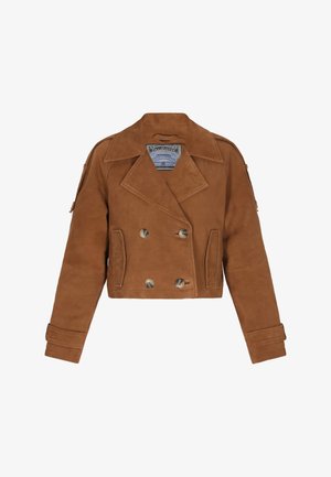 Bruine suedine cropped jas met een dubbelzijdig ontwerp, grote revers, twee voorzakken en knoopmanchetten. Voering aan de binnenkant zichtbaar.