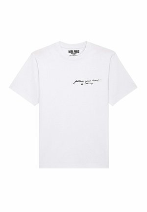 White cotton T-shirt with short sleeves and a crew neck. Features black cursive text reading "follow your heart" and an arrow graphic.