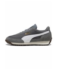 Niet geselecteerd, moody gray- white