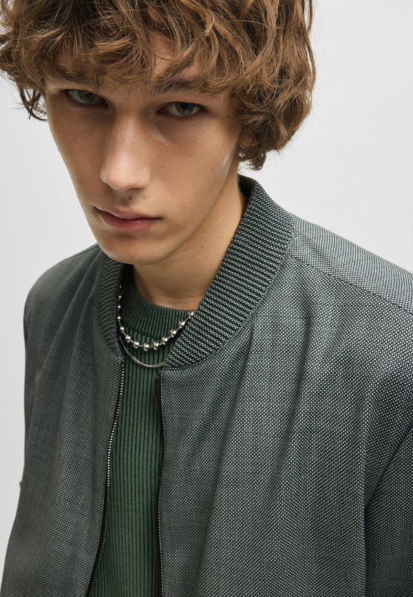 UKASHI - Bomber Jacket2