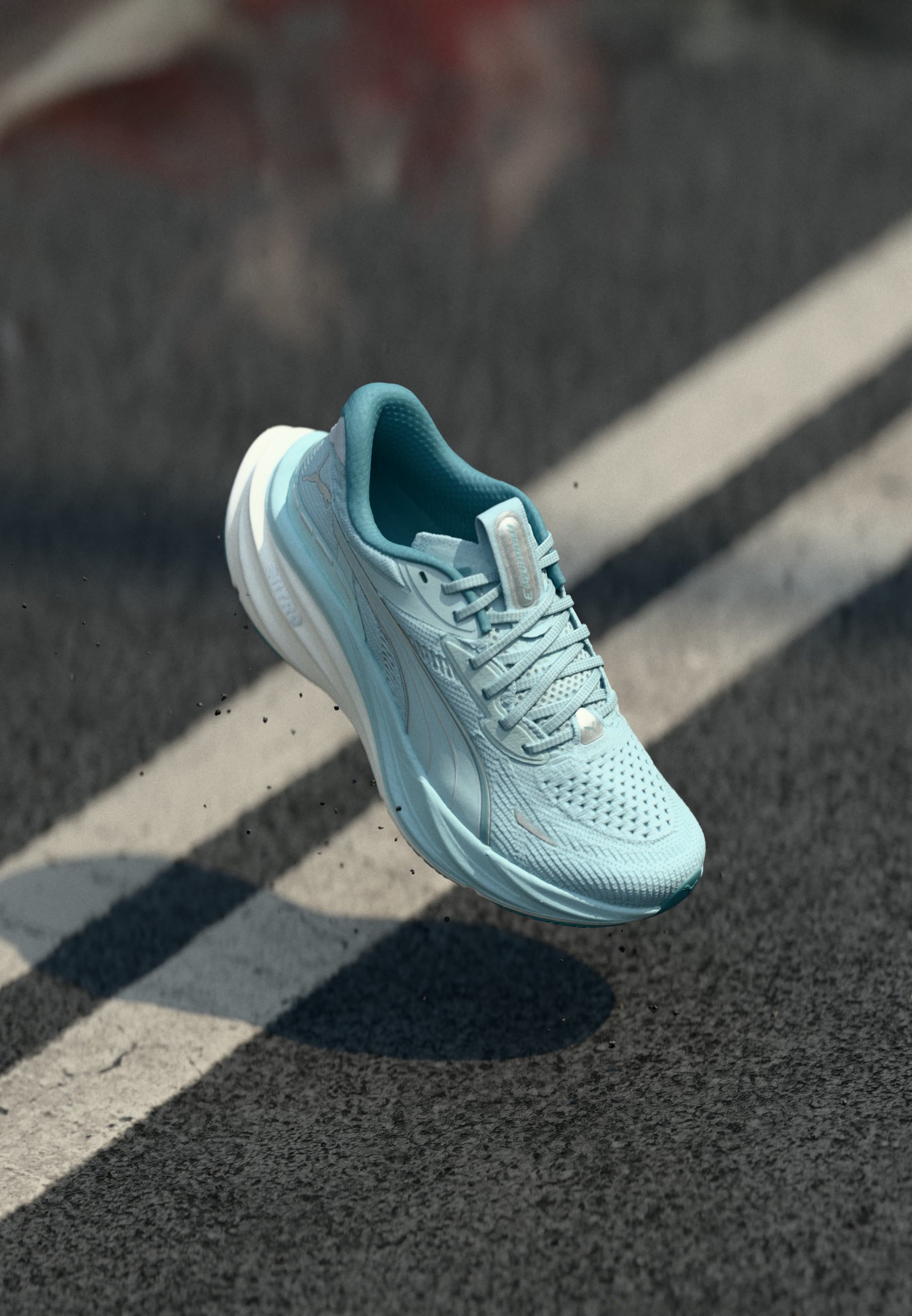 Puma MAGNIFY NITRO 3 - Silniční běžecké boty - fresh water/baltic sea blue