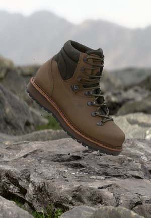 Hanwag BERGLER - Zapatillas de senderismo - marone/chestnut