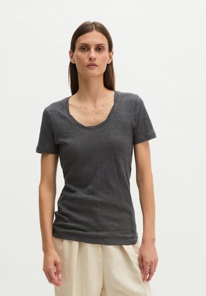 Marc O'Polo, MARC O'POLO DFC T-SHIRT LOOSE AUS SLUB-JERSEY - T-Shirt basic - oxide grey