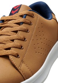 Hummel Scarpe da camminata - brown