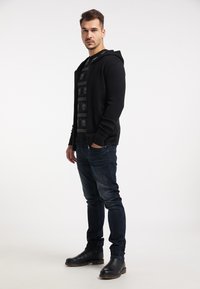 TUFFSKULL TUFFSKULL THREEZY - Vest - schwarz