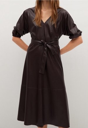 Vestido informal - bordeaux