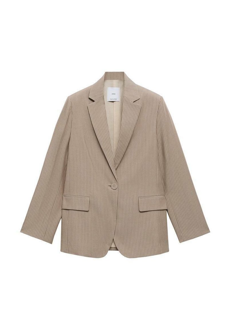 Blazer beige a righe con maniche lunghe, revers a lancia, chiusura con un bottone e due tasche a pattina frontali. Texture liscia.