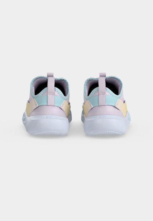 Nike Flex Runner 4 TD 'Bleached Lilac White' — photo 4