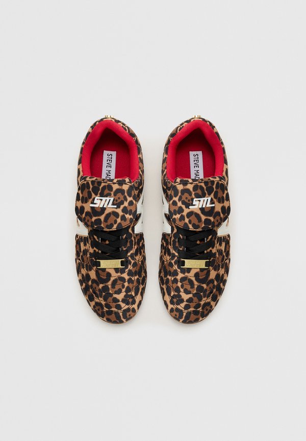 FREEKICK-LE - Trainers2