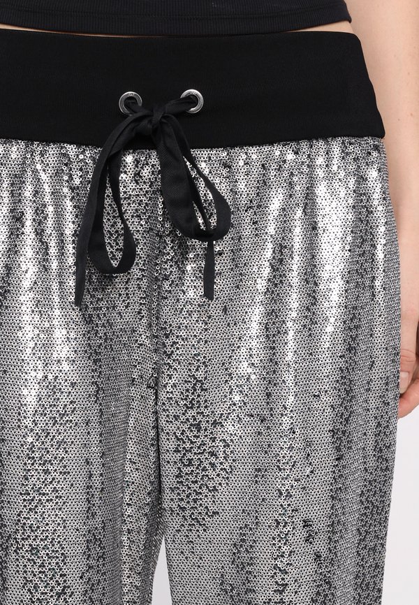 SEQUIN GILES PANT - Trousers - silver2