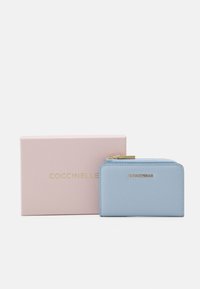 Coccinelle Maks - mist blue