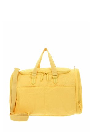 Sac polochon jaune en tissu texturé, avec deux poignées supérieures, une bandoulière et deux compartiments zippés.