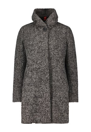 Wollen mantel in een grijs-zwart visgraatpatroon, met een hoge kraag en een enkele knoopsluiting, voorzien van zijzakken.