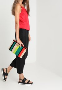 New Look Top - red