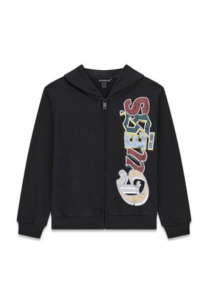 Felpa nera con cappuccio e zip con testo colorato in stile vintage "GUESS EST. 1981" stampato verticalmente sul lato destro.