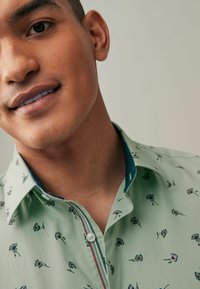 Next SHORT SLEEVE -  REGULAR FIT - Pluus - sage green ditsy floral