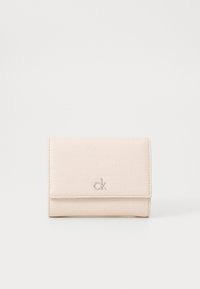 Unselected, rose dust