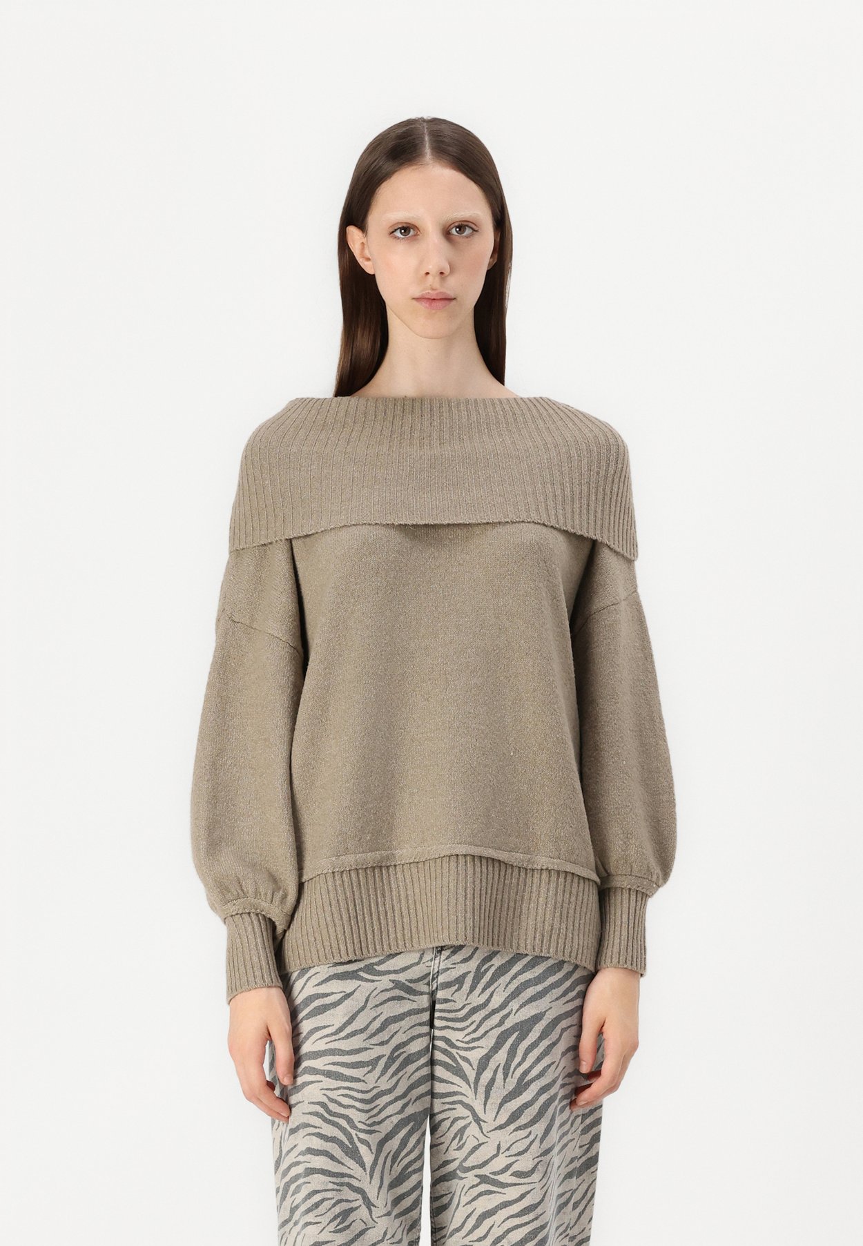 ONLHAZEL COWLNECK