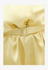 Non sélectionné, satin yellow light