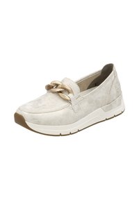 Béžové semišové slip-on boty s akcentem zlatého řetízku, s polstrovanou bílou podrážkou a zaobleným tvarem špičky. Texturovaný svršek s kontrastním prošíváním.