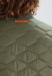 Petrol Industries Bomberjakke - olive