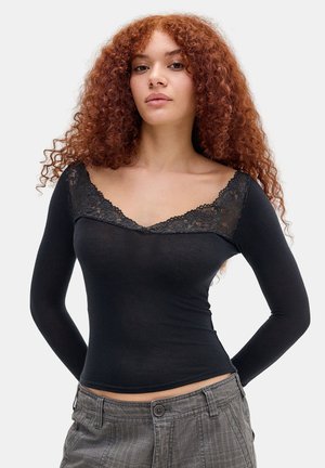 BDG Urban Outfitters, LYDIA LONG SLEEVE TOP - Обикновена тениска - black