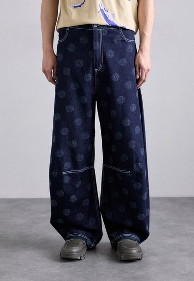 Henrik Vibskov DART PANTS - Relaxed fit jeans - dark blue