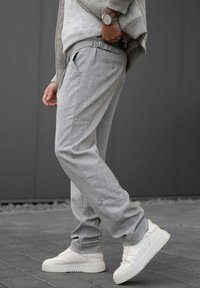 FRILIVIN Pantalon classique - gris