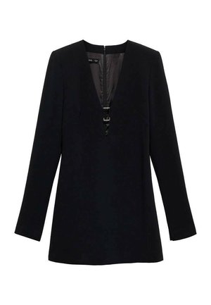 Rochie lungă neagră cu mâneci lungi, decolteu adânc în V, accent central cu cataramă și fermoar ascuns la spate; fabricată dintr-un material neted.