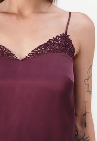 TWINSET WOVEN TOP - Top - bordeaux