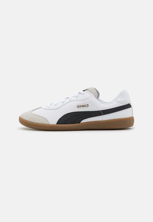 KING 21 IT - Chaussures de foot en salle - white/black