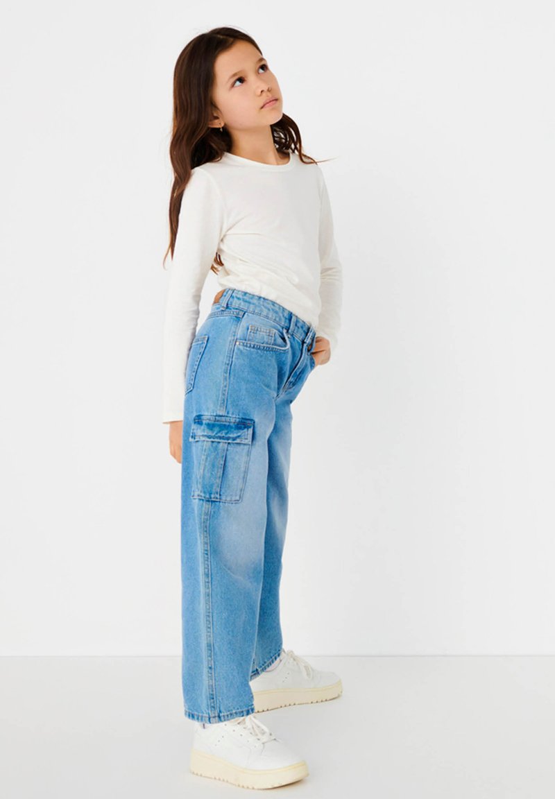 ONLY GIRLS - Pantalones cargo - light blue denim, Ampliar