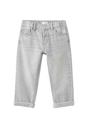 Pantalons en denim gris clair avec une coupe décontractée, dotés de poignets retroussés, d'une fermeture à bouton et à glissière, ainsi que de poches avant et arrière.