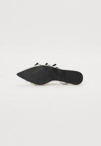 Thumbnail Image 5