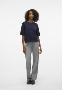 Vero Moda VMSILJE 2/4 O-NCK PULL GA NOOS - Pamata T-krekls - salute