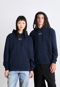 Tommy Jeans HOODIE UNISEX - Felpa - dark night navy