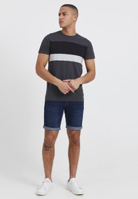 Solid SDMOYAT - Kratke hlače od trapera - dark blue denim