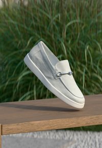 Επιλέχθηκε, stone